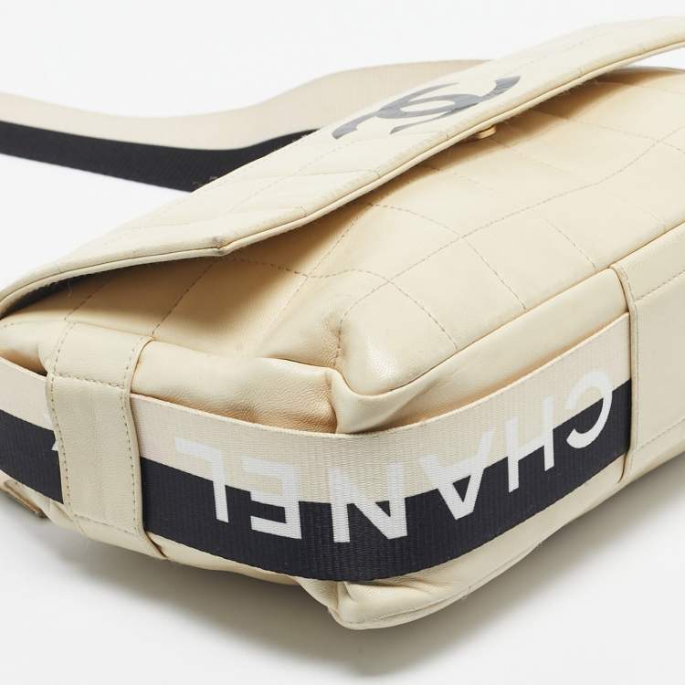Pre Owned Chanel Cream Choco Bar Leather Sport Ligne Flap Shoulder Bag