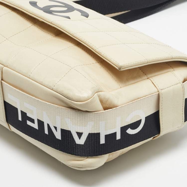 Pre Owned Chanel Cream Choco Bar Leather Sport Ligne Flap Shoulder Bag