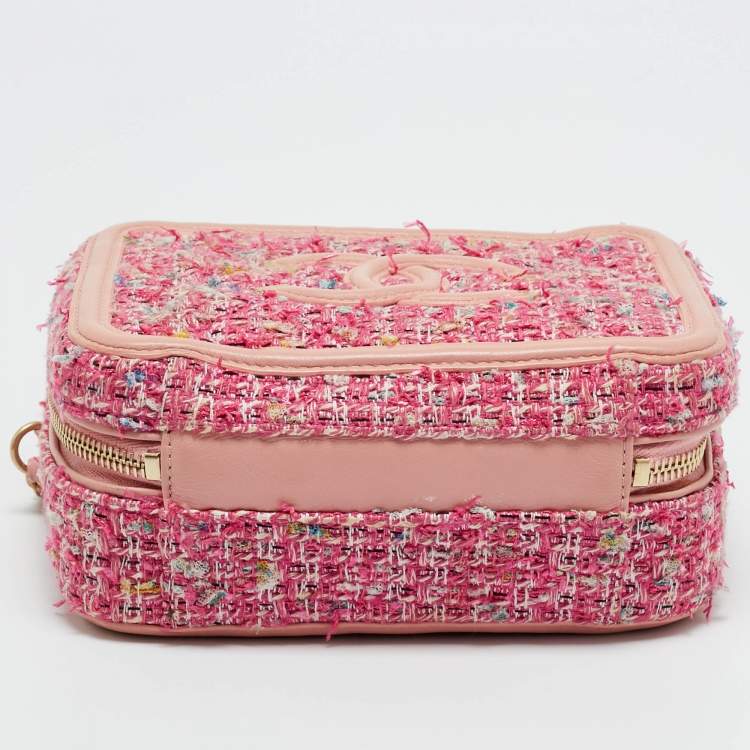 Pre Owned Chanel Pink Quilted Tweed and Leather Small CC Filigree Vanity Case Bag