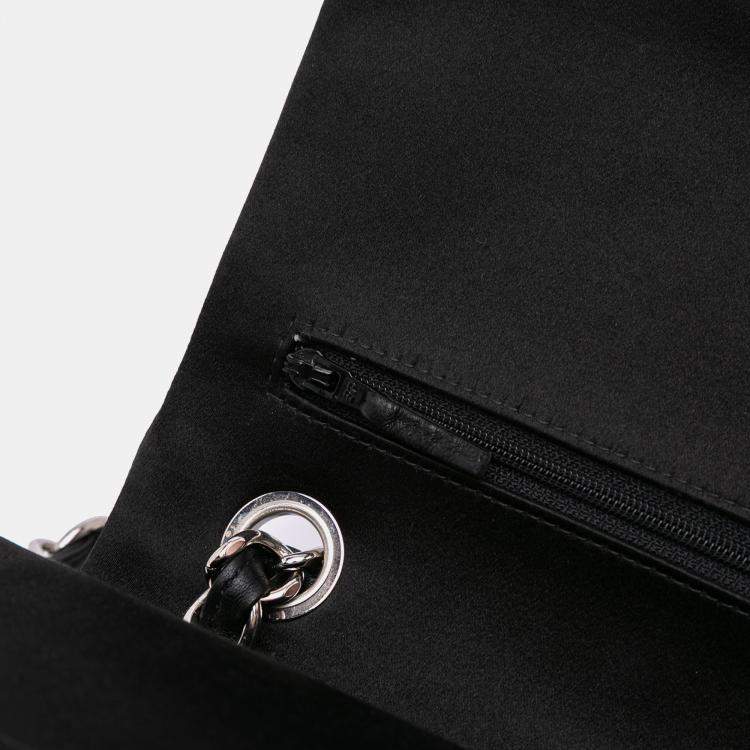 ممل�وكة مسبقًا Chanel Jumbo Classic Tricolor Lambskin Colorblock Double Flap
