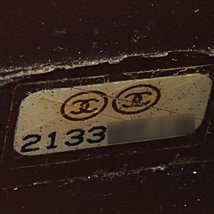 Pre Owned Chanel Gold Quilted Leather CC Zip Around Wallet