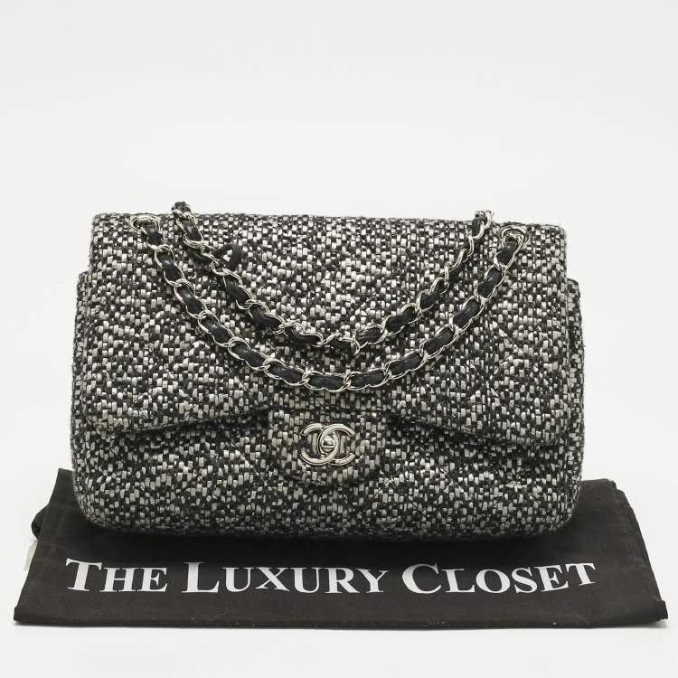 Pre Owned Chanel Black/Grey Quilted Tweed Jumbo Classic Double Flap Bag
