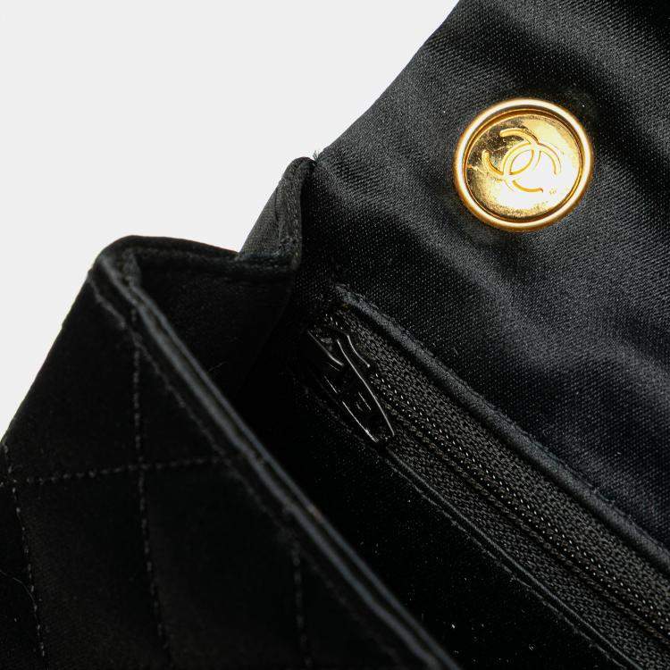 Pre Owned Chanel Black Mini Square Quilted Satin Single Flap Bag