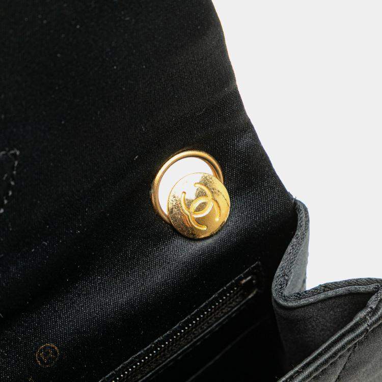 Pre Owned Chanel Black Mini Square Quilted Satin Single Flap Bag