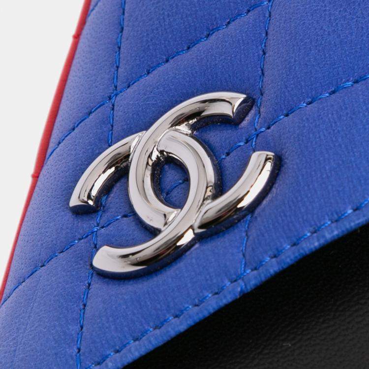 Pre Owned Chanel Red Quilted Lambskin Fresh Air Clutch