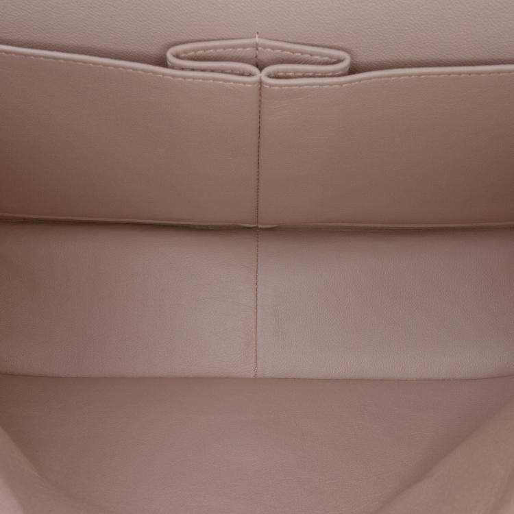 Pre Owned Chanel White Jumbo Classic Lambskin Double Flap Bag