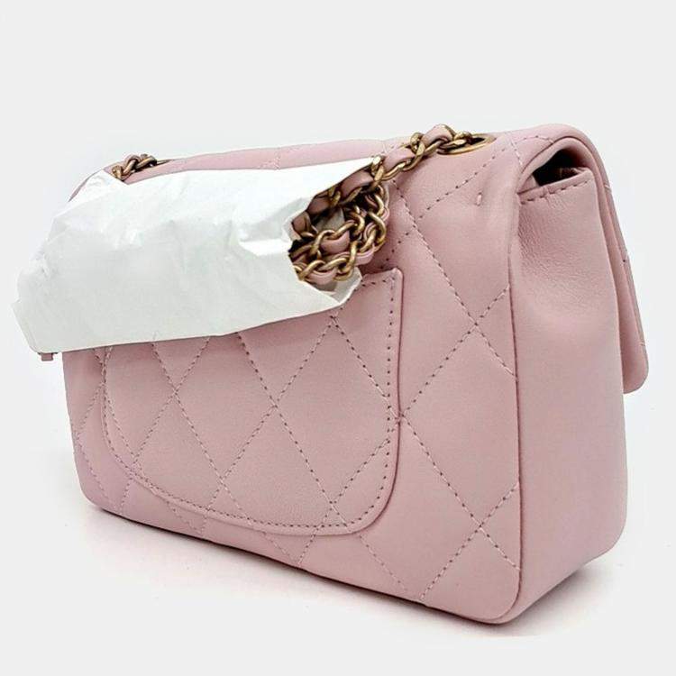 Pre Owned Chanel Pink Leather Lambskin Heart Chain New Mini bag