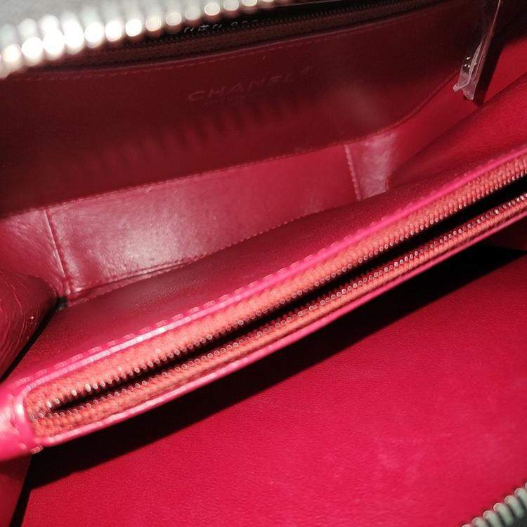 Pre Owned Chanel Black White Leather Caviar Cosmetic Tote and Shoulder Bag