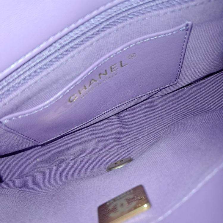 Pre Owned Chanel Purple Leather chain shoulder bag