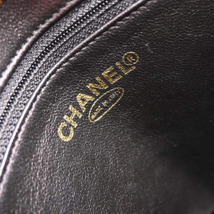 Pre Owned Chanel Black Calfskin Medallion Tote Handbag