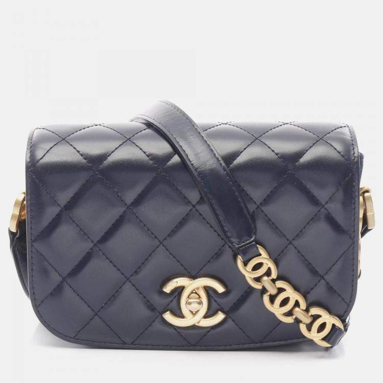 Pre Owned Chanel Matelasse CC Navy Leather Shoulder Bag