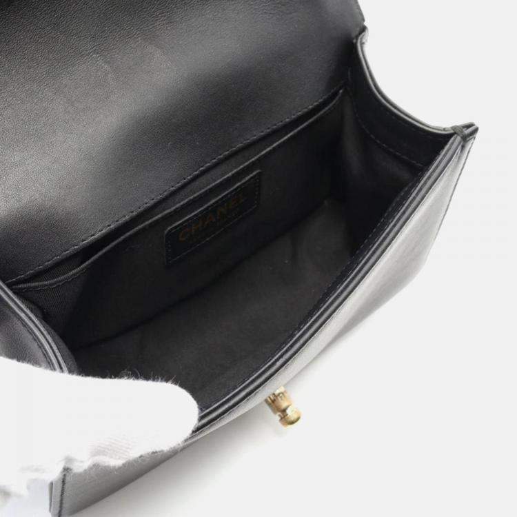 Pre Owned Chanel Boy Small Chevron V Stitch Black Leather Shoulder Bag