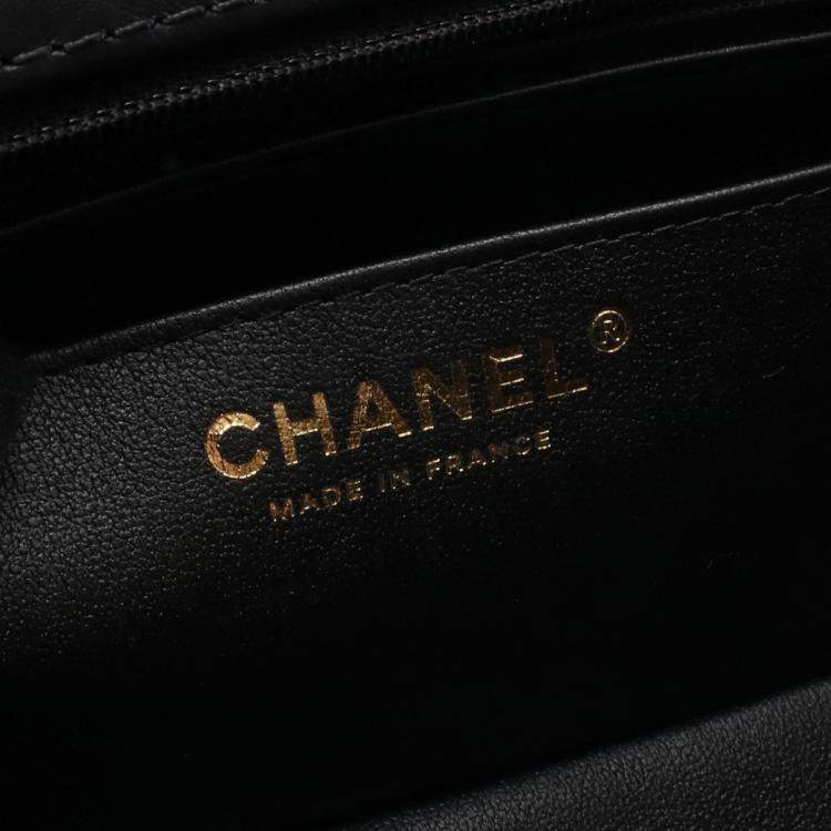 Pre Owned Chanel 2.55 Mini Matelasse Chain Shoulder Bag  Leather Black Ghw Cc