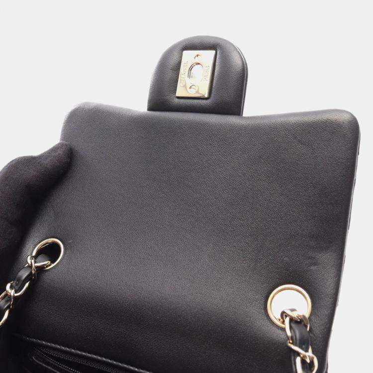 Pre Owned Chanel Mini Matelasse Chain Shoulder Bag  Lamb Leather Black Ghw Cc