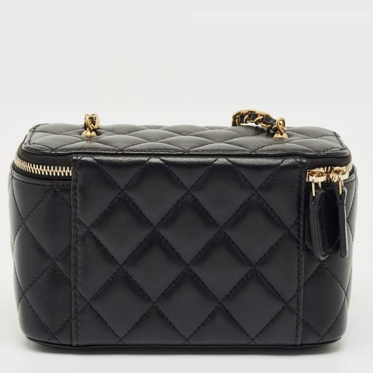 Pre Owned Chanel Black Quilted Leather Tiny Vanity Case Bag
