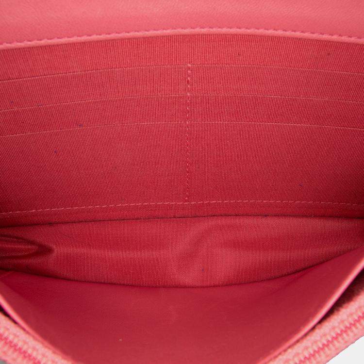 Pre Owned Chanel Pink Lambskin Boy Wallet On Chain