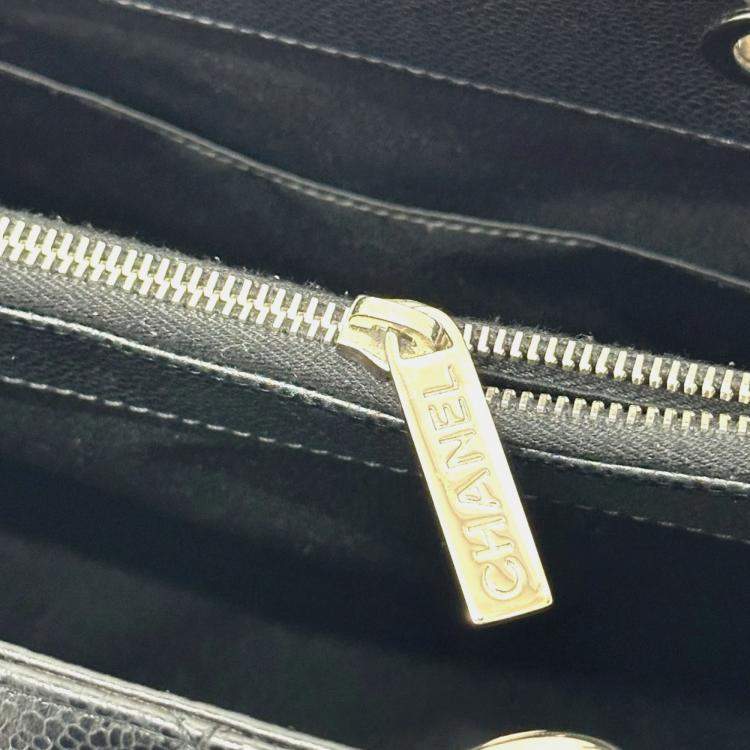 Pre Owned Chanel GST Black Leather Tote Bag