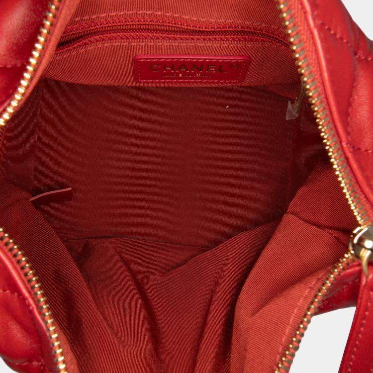 Pre Owned Chanel Red Small Quilted Lambskin Perfect Meeting Hobo