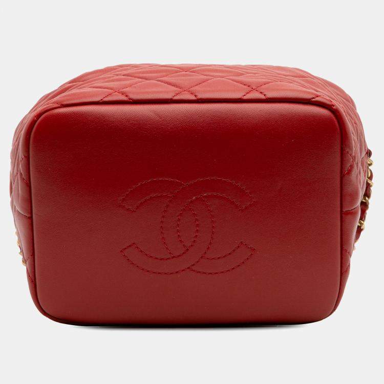 Pre Owned Chanel Red Small Quilted Lambskin Perfect Meeting Hobo