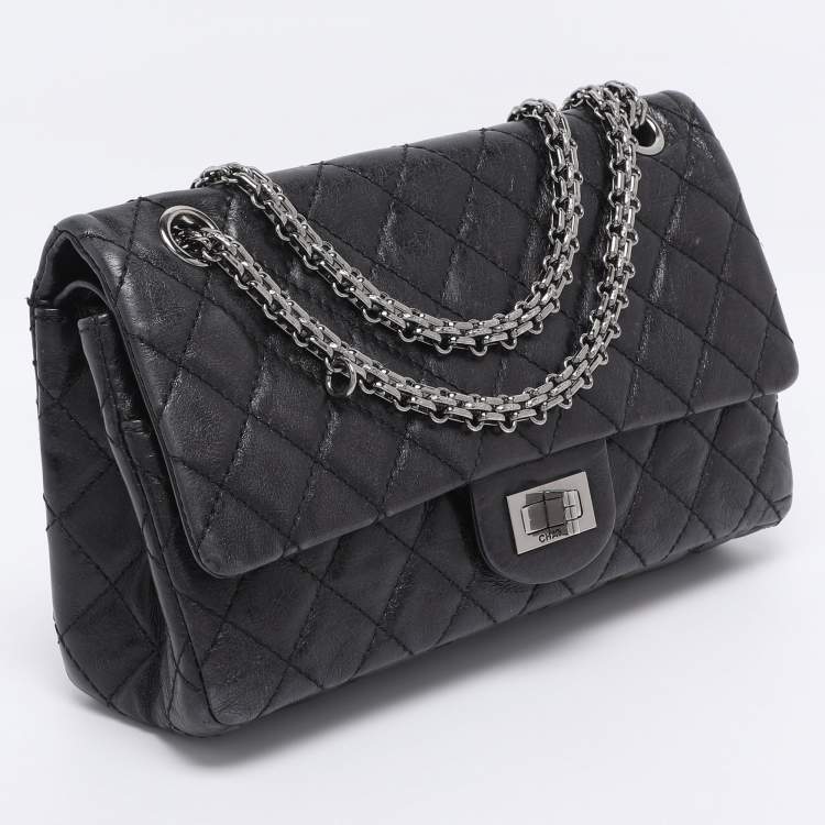 Pre Owned Chanel Black Quilted Leather Reissue 2.55 Classic 225 Flap Bag