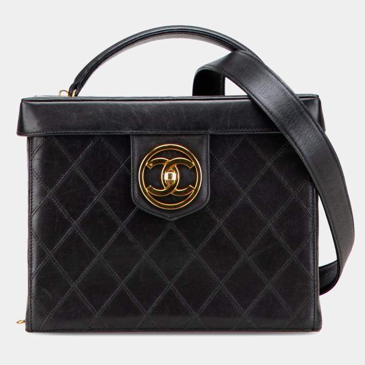 Pre Owned Chanel Black CC Stitched Calfskin Turnlock Vanity Case