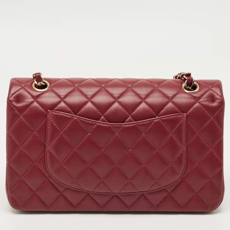 Pre Owned Chanel Red Quilted Leather Medium Classic Double Flap Bag