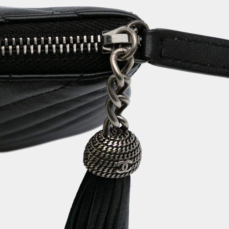 Pre Owned Chanel Diagonal Chevron Large Black Calfskin Tassel O Case Clutch