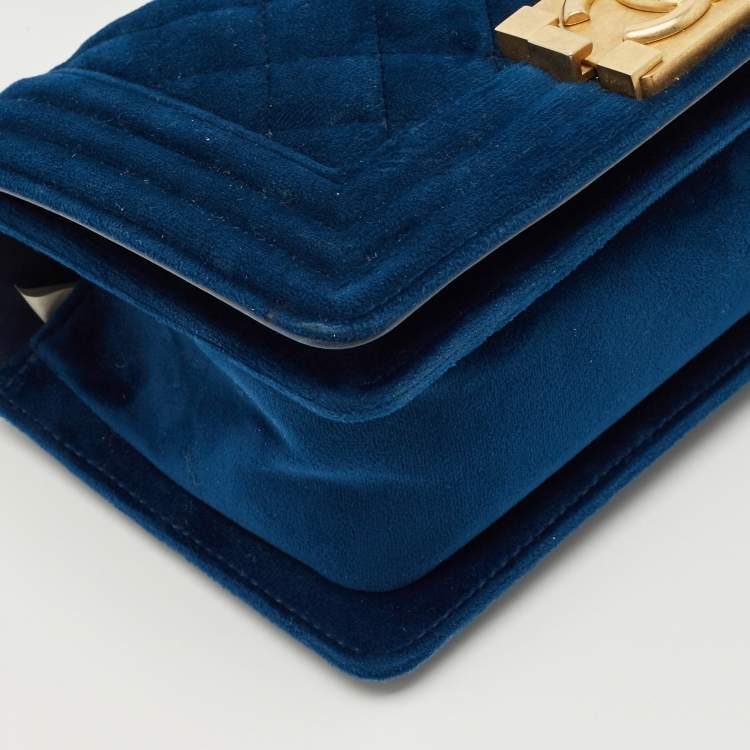Pre Owned Chanel Blue Quilted Velvet Small Boy Flap Bag