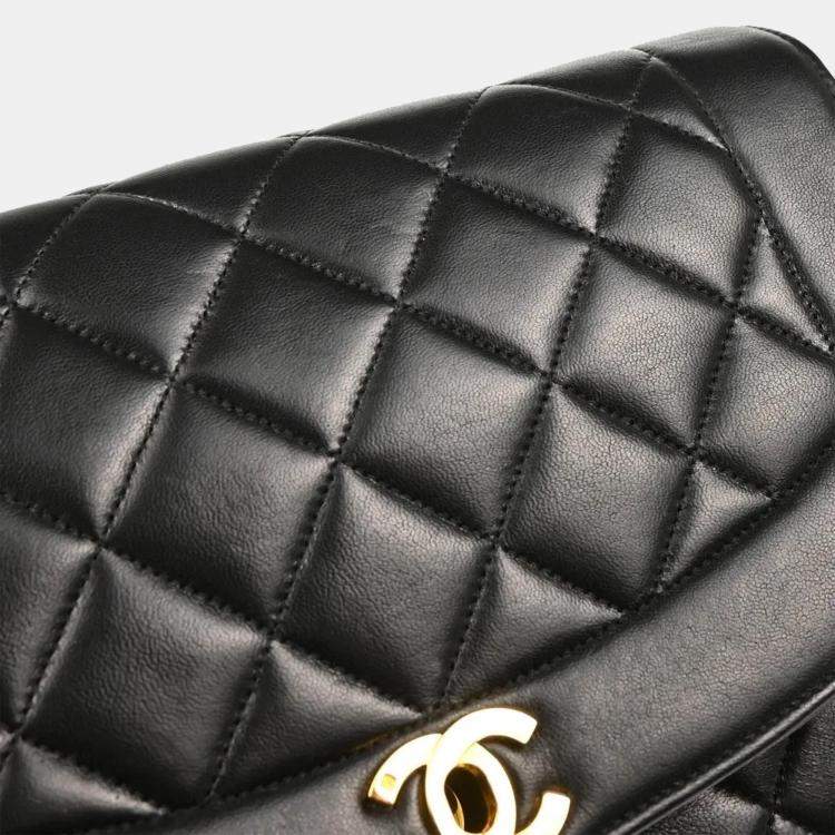 Pre Owned Chanel Diana Medium Black Lambskin Shoulder Bag