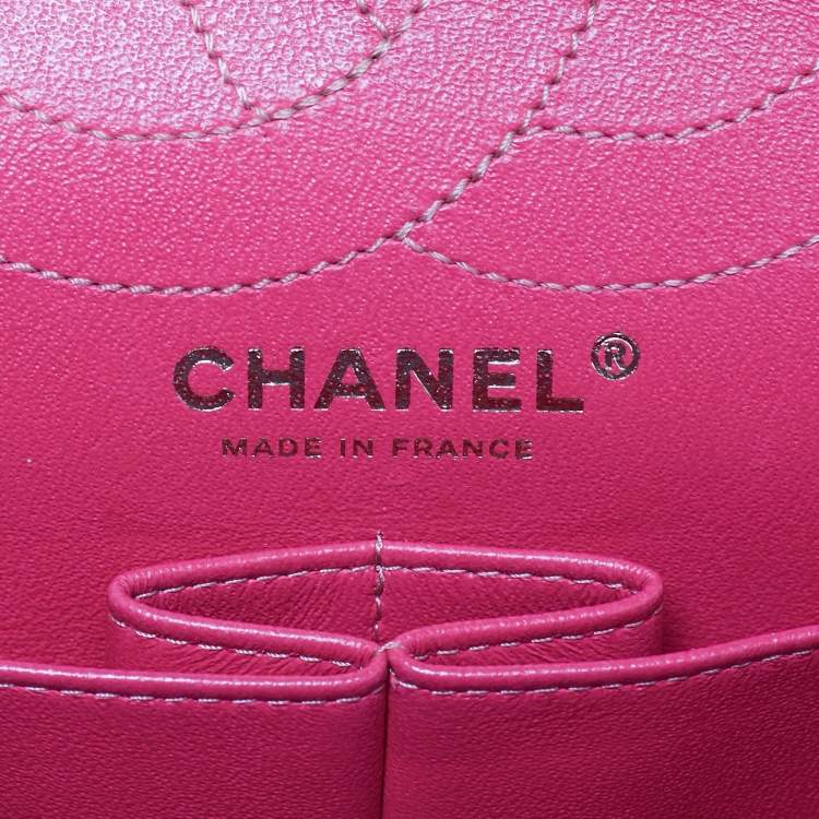 Pre Owned Chanel Blue Chevron Leather 226 Reissue 2.55 Flap Bag