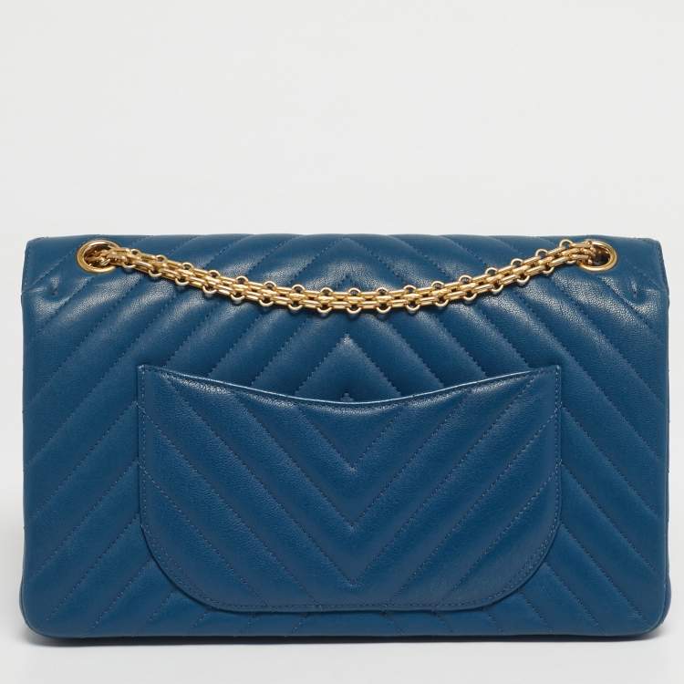 Pre Owned Chanel Blue Chevron Leather 226 Reissue 2.55 Flap Bag