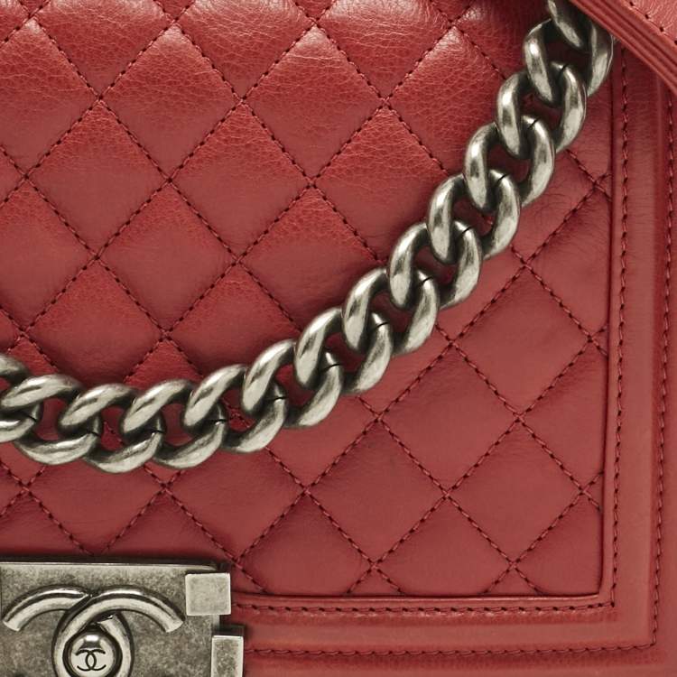 Pre Owned Chanel Red Quilted Leather Medium Classic Boy Flap Bag