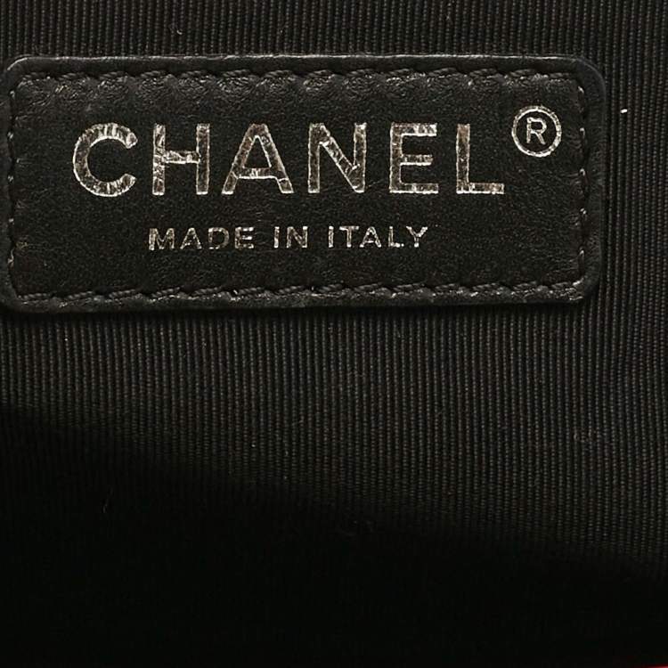 Pre Owned Chanel Red Quilted Leather Medium Classic Boy Flap Bag