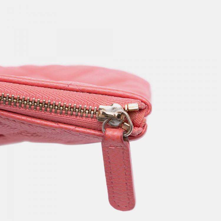 Pre Owned Chanel Pink Medium Quilted Caviar O Case Clutch