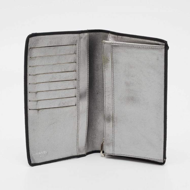 Pre Owned Chanel Black Striped Leather Vertical CC Wallet