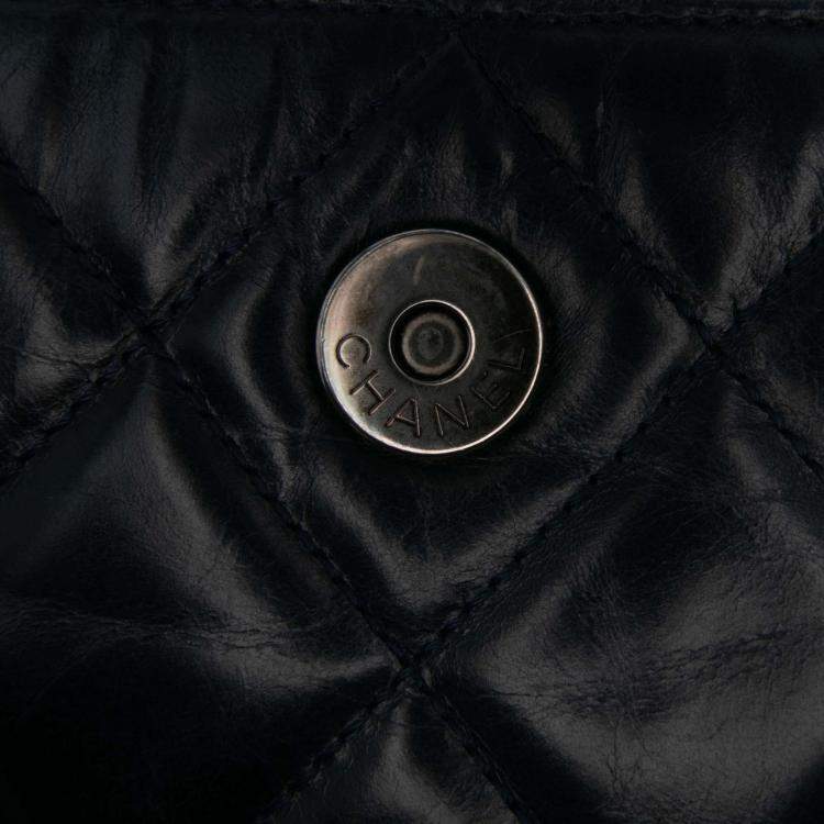 Pre Owned Chanel Navy Blue Quilted Glazed Calfskin Coco Pleats Clutch With Chain