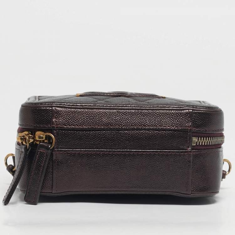 Pre Owned Chanel Burgundy Quilted Caviar Leather Small CC Filigree Vanity Case Bag