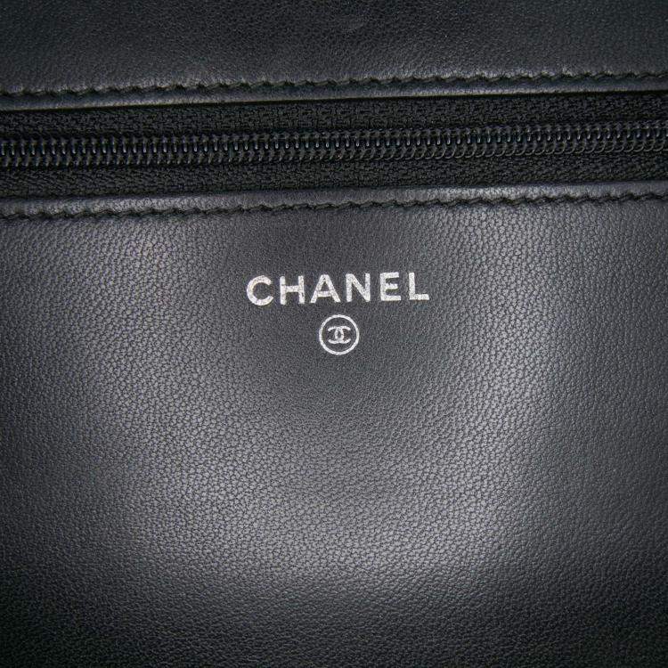 Pre Owned Chanel Black CC Embossed Lambskin Wallet on Chain
