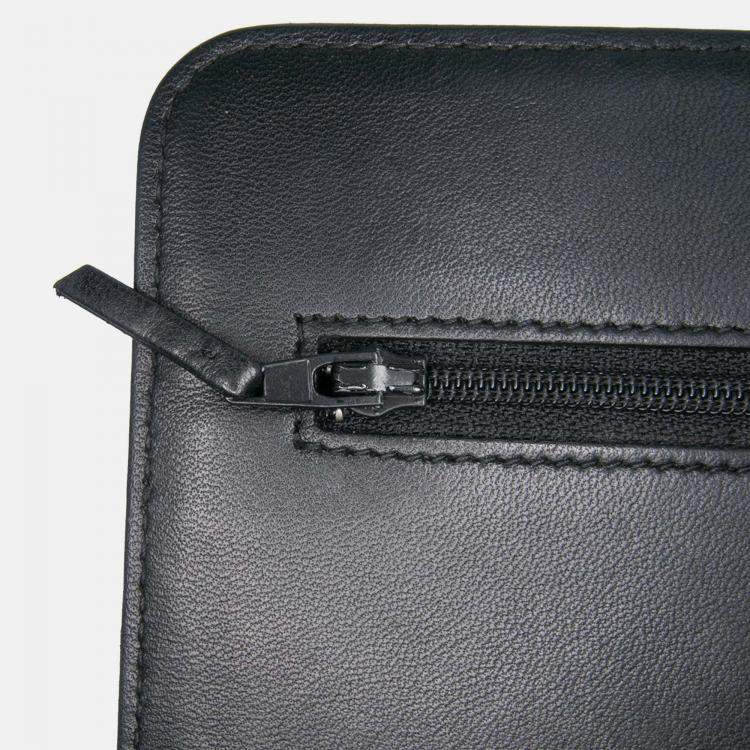 Pre Owned Chanel Black CC Embossed Lambskin Wallet on Chain
