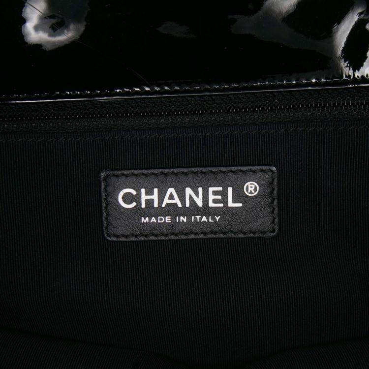 Pre Owned Chanel Black Patent Grand Shopping Tote