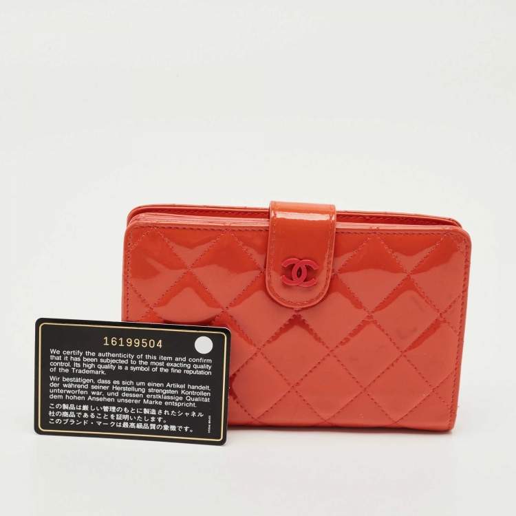 Pre Owned Chanel Orange Quilted Patent Leather CC French Wallet