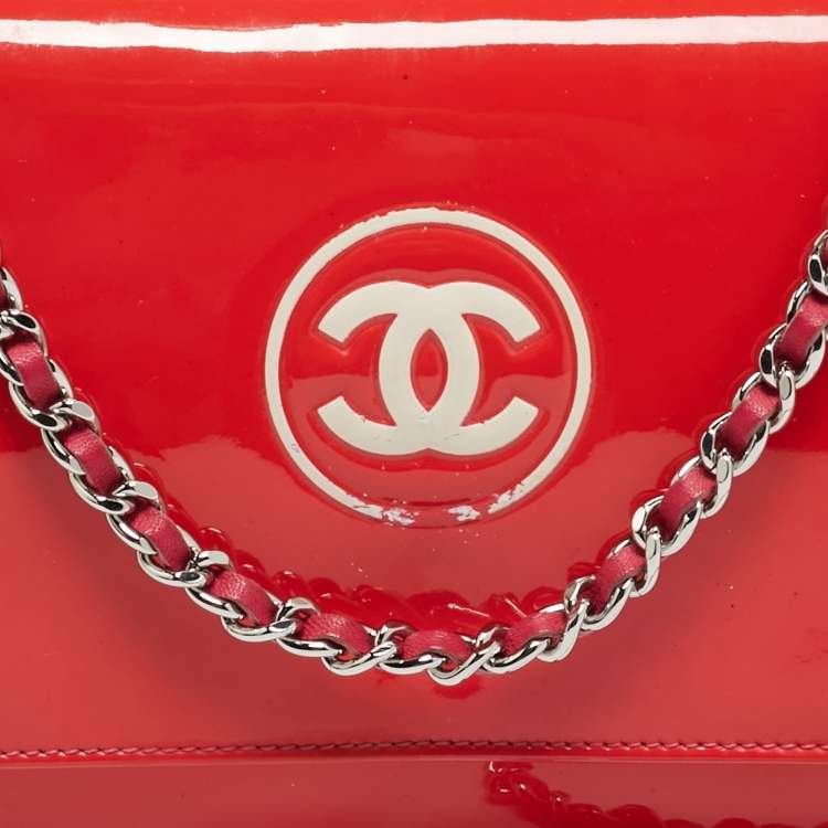 Pre Owned Chanel Red/Pink Patent and Leather CC Wallet On Chain
