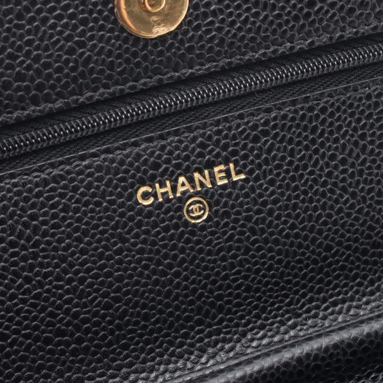 Pre Owned Chanel Matelasse Black Calfskin GHW Crossbody Chain Shoulder Bag