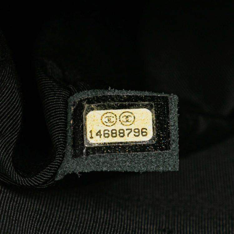 Pre Owned Chanel Black Jumbo Chevron Lambskin Leo Lion Flap