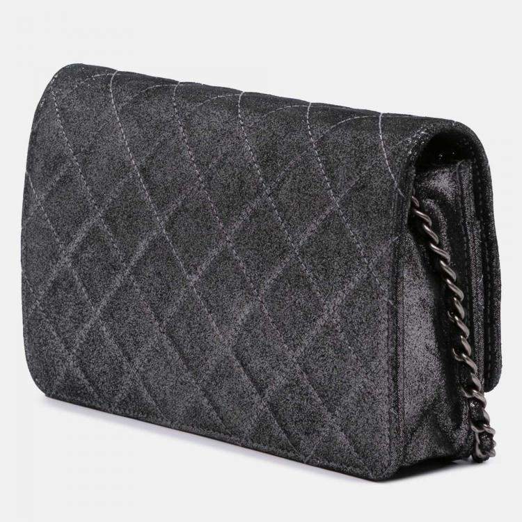 Pre Owned Chanel Silver Quilted Iridescent Lambskin Tartan Button Wallet On Chain