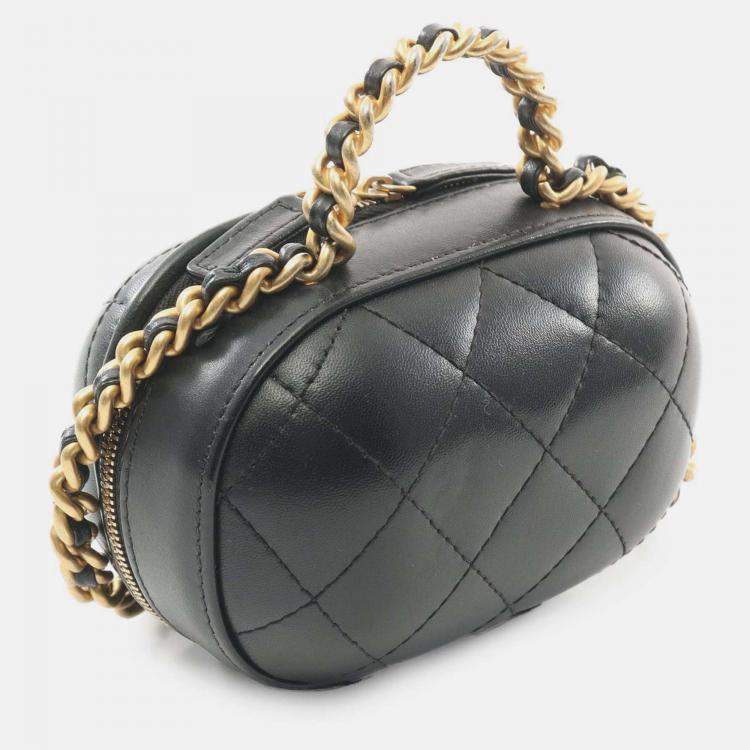 Pre Owned Chanel Black Quilted Lambskin CC Bubble Vanity Case With Chain