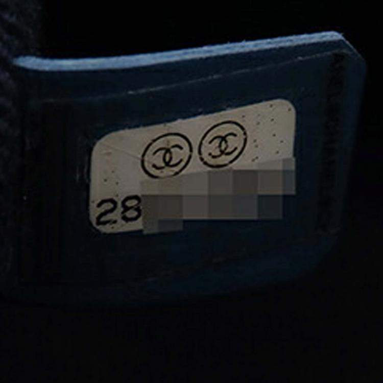 Pre Owned Chanel Blue CC Quilted Denim Vanity Bag
