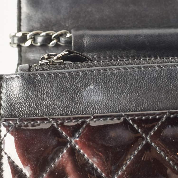 Pre Owned Chanel Metallic Quilted Patent Leather Boy WOC Bag