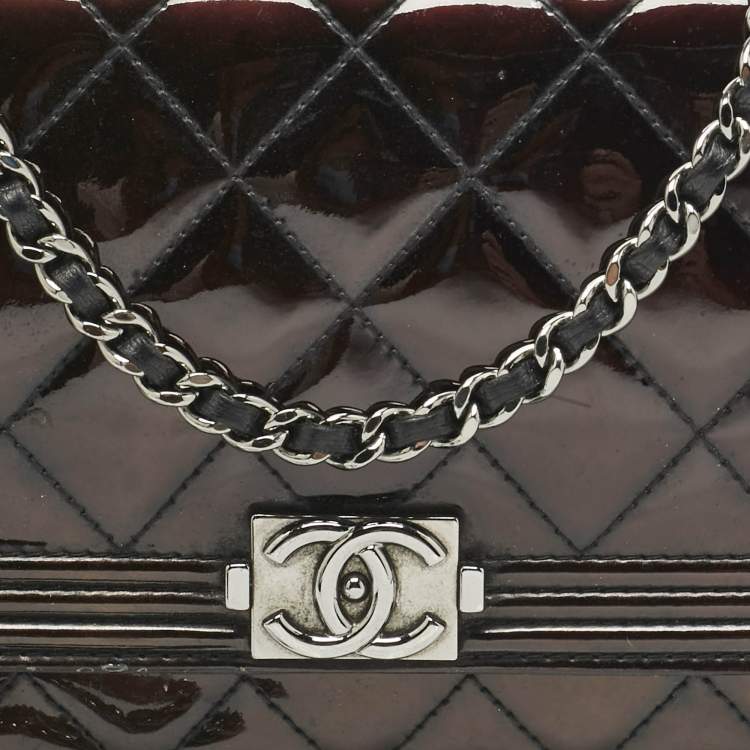 Pre Owned Chanel Metallic Quilted Patent Leather Boy WOC Bag