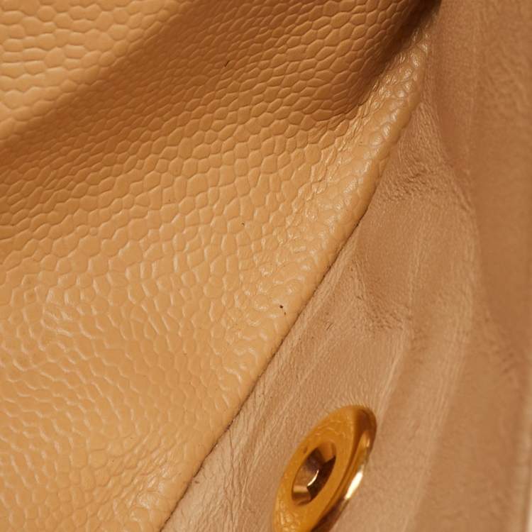 Pre Owned Chanel Beige Quilted Caviar Leather Medium Classic Double Flap Bag